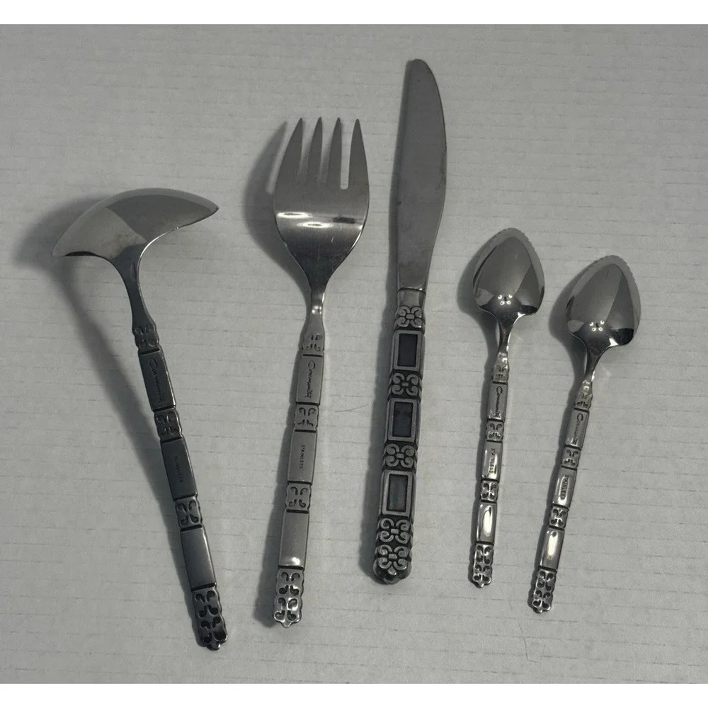 Oneida Community Stainless Madrid Flatware 5pc Set‎ Ladle Fork Knife Grapefruit